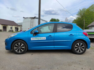 Брендирование автомобилей магнитная наклейка